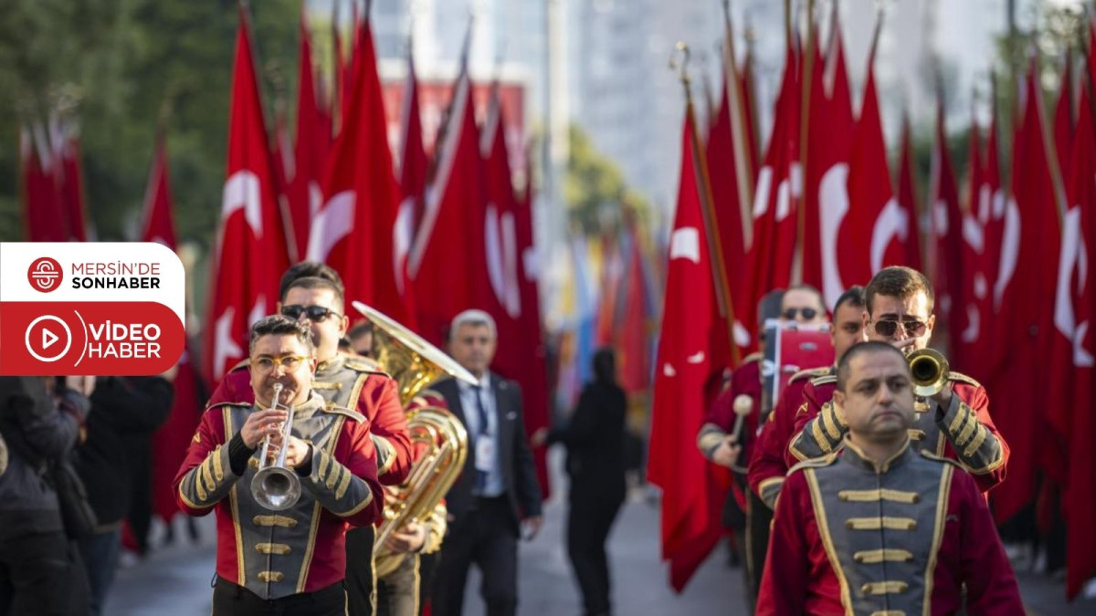 3 OCAK MERSİN’İN DÜŞMAN İŞGALİNDEN KURTULUŞUNUN 103. YIL DÖNÜMÜ KENTTE COŞKUYLA KUTLANDI