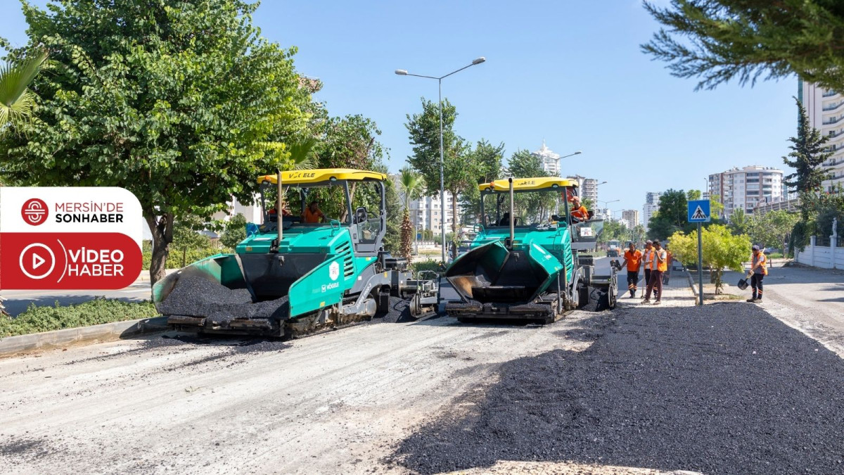 MERSİN BÜYÜKŞEHİR’İN YOL YAPIM EKİBİ 50.YIL MAHALLESİ’NDE ÇALIŞIYOR